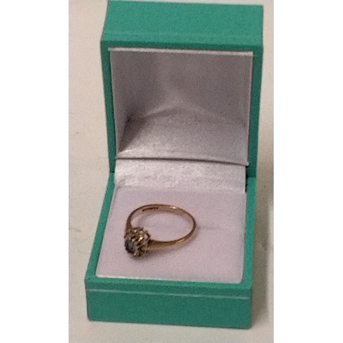 768 - 9ct gold Aqua Marine ring presented in box