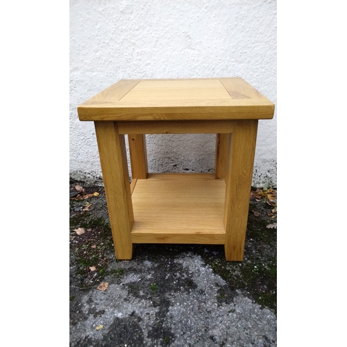 795 - Oak side table, 45cm x 45cm x 50cm