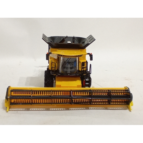 879 - New Ex Display Britain's die-cast combine harvester New Holland CR9.90 REVELATION 35cm x 15cm