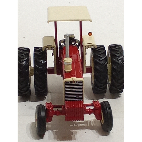 882 - New Ex Display Diecast Farm all 1206 Tractor 13cm x 10cm