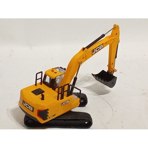 897 - New Ex Display Britain's diecast JCB 220XLC TRACKED EXCAVATOR 30CM 10CM