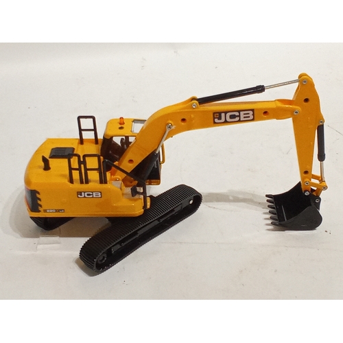 899 - New Ex Display Britain's diecast JCB 220XLC TRACKED EXCAVATOR 30CM 10CM