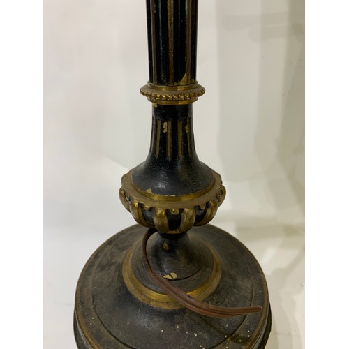 1100 - Vintage Metal Table Lamp In The Form Of A Bygone Lamp Post
75 cms h