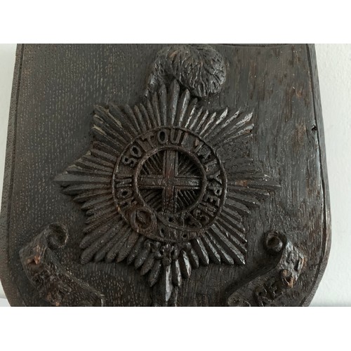 616A - Antique Carved Oak Regimental Shield Plaque From Thé Royal Sussex Régiment
15 x 18 cms h