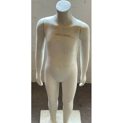 20 - Shop Display Mannequin. 96 cms