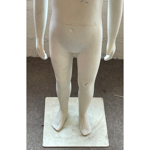 20 - Shop Display Mannequin. 96 cms