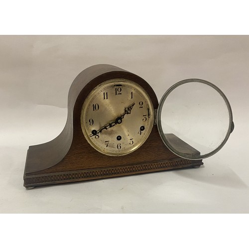 291 - Vintage Chiming Mantle Clock. 42cm x 23cm x 18cm