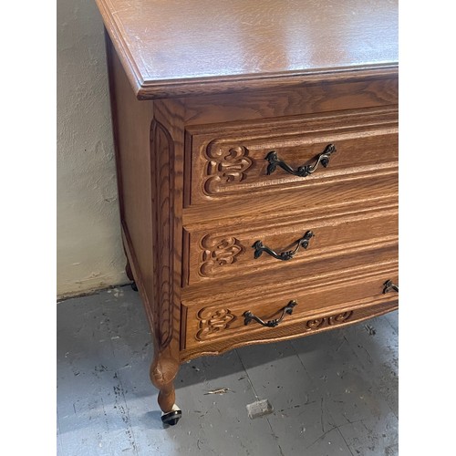 7 - Vintage French Louis Style Chest Of Three Drawers. 75 x 43 X 79 cms