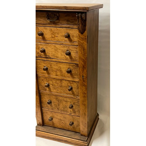 18 - Vintage Seven Drawer Wellington Chest. 49 x 34 x 101 cms