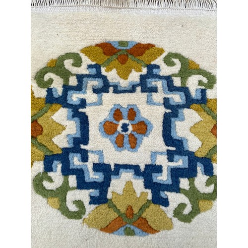 84 - Small Decorative Ground Rug 88cm x 47cm