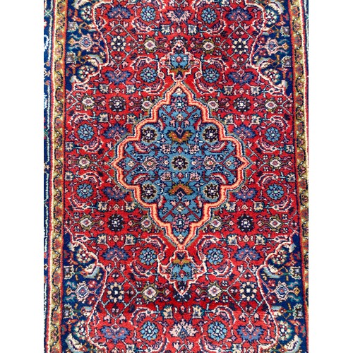 89 - Small Decorative Handmade Ground Rug 133cm x 74cm