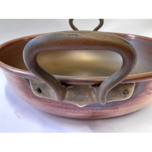 60 - 2 Handle Copper and Brass Pan, 34cm diameter