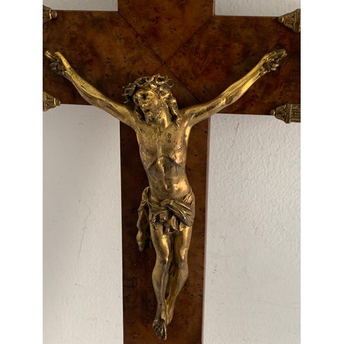 101 - Large Antique Walnut And Bronze Crucifix
22 x 40 cms h