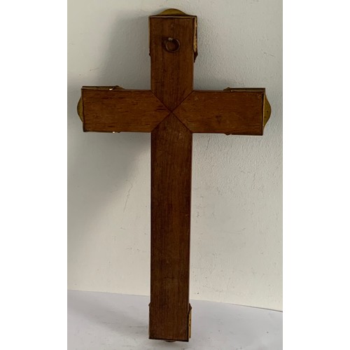 101 - Large Antique Walnut And Bronze Crucifix
22 x 40 cms h