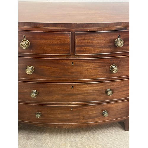 23 - Antique Bow Front Chest Of Drawers. 96 x 100 x 53 cms