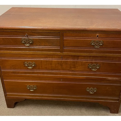 27 - Vintage Two Over Two Chest Of Drawers. 84 x 107 x 52 cms