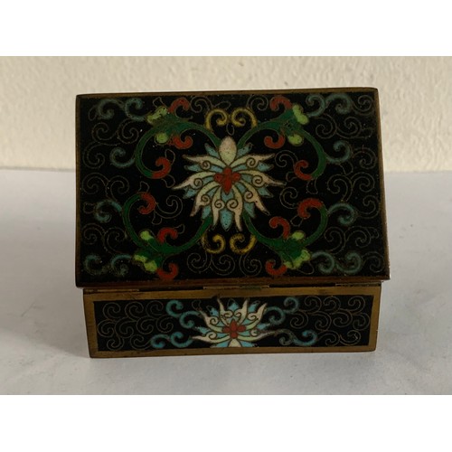 122 - Antique Cloisonné Trinket Box
7.5 x 5 x 3 cms h