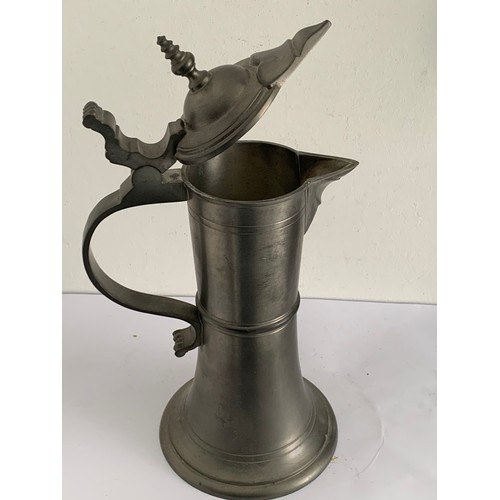 105 - Vintage Reinzinn Pewter Flagon
15 cms diameter x 31 cms h