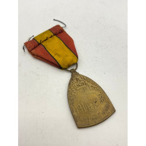 308 - Vintage WW1 Belgium Commemorative Medal 9cm Length