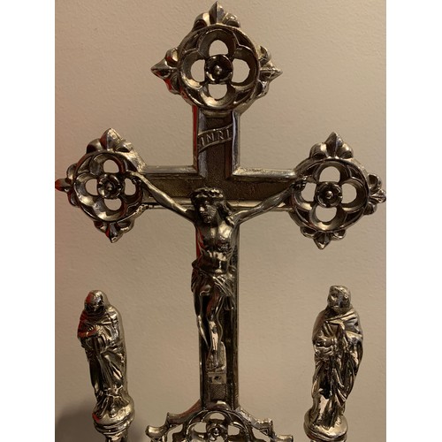 149 - Vintage White Metal Crucifix
20 x 12 x 43 cms h