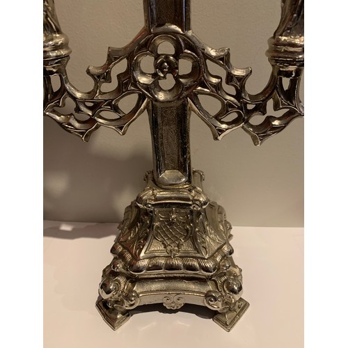 149 - Vintage White Metal Crucifix
20 x 12 x 43 cms h