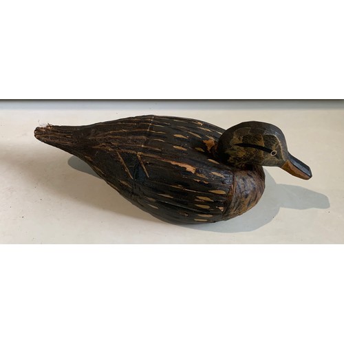 136 - Vintage Italian Carved Decoy Duck
30 x 12 x 11 cms h