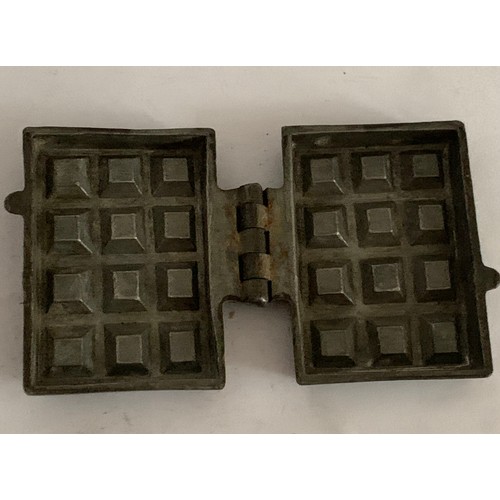 119 - Antique Chocolate Mold In The Form Of A Waffle Iron