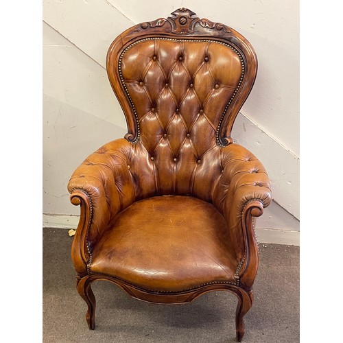 59 - Vintage Button Back Leather Reading Chair