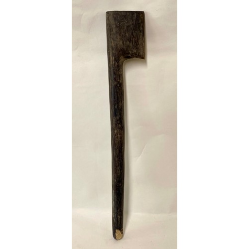 180 - Vintage Carved Wood Tribal Art Ebony Axe / Club Weapon 53.5cm