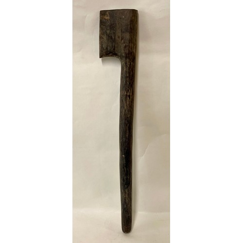 180 - Vintage Carved Wood Tribal Art Ebony Axe / Club Weapon 53.5cm