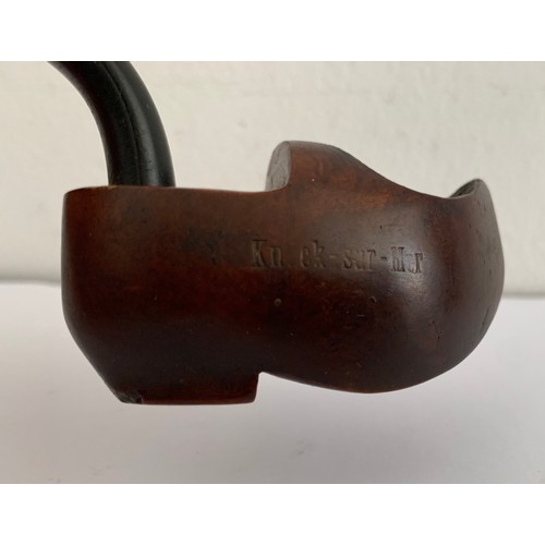 203 - Antique Pipe In Thé Shape Of A Clog And Bearing The Monogram KNOCKE SUR MER
11.5 cms