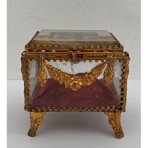 116 - Antique Gilt Brass And Glass Jewellery Casket Having L’Arc De Triomphe, Paris To The Top
8 x 8 x 7.5... 