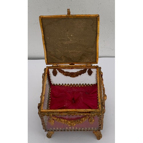 116 - Antique Gilt Brass And Glass Jewellery Casket Having L’Arc De Triomphe, Paris To The Top
8 x 8 x 7.5... 