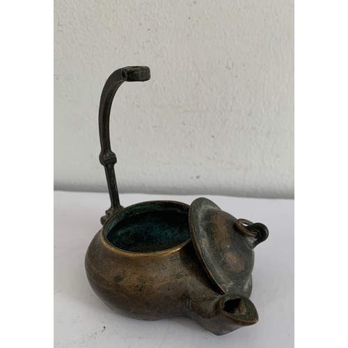 290 - Antique Bronze Oil Lamp
10 x 6 x 9.5 cms h