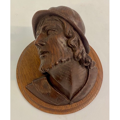 230 - Antique  Carved Wooden Wall Relief Plaque of a Gentleman’s Head 14cm x 10cm