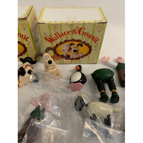 275 - Large Collection Of Vintage Wallace And Gromit Mini Collectables To Include Shaun The Sheep