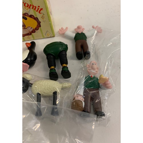 275 - Large Collection Of Vintage Wallace And Gromit Mini Collectables To Include Shaun The Sheep