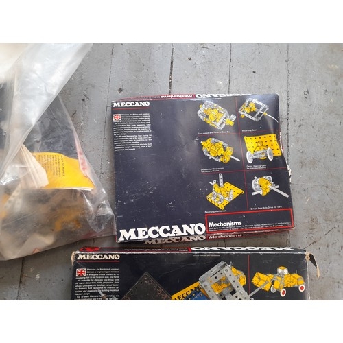 336 - Quantity of Vintage Meccano contained in Bag with Boxes