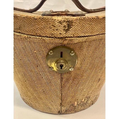 364 - A Virtuous Antique Leather and Material Travel Hat Box with Lock and Studs (A/F) 35cm x 30cm x 27cm