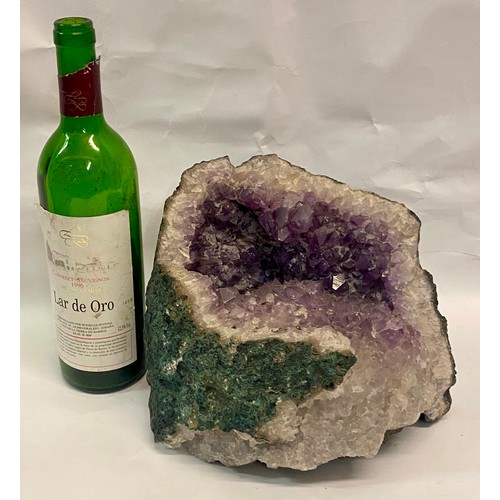 247 - Large Natural Rough Stone Amethyst Crystal Geode 23cm x 21cm x 20cm