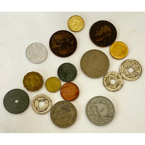 413 - A Quantity of Vintage British, Continental and World Coins to Include Shillings, Half Crowns, French... 