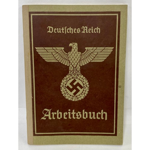 423 - Two German Military Booklets to Include a Restricted German Phrase Book Nov 30 1943 and Deutsches Re... 