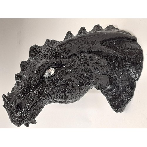 444 - Composite Dragon head for wall mounting, 25cm long