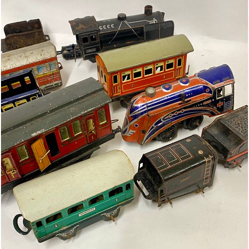 367 - Large Quantity of Assorted Model Tin Train Models and Accesories to Include Boxed French Meccano, Co... 