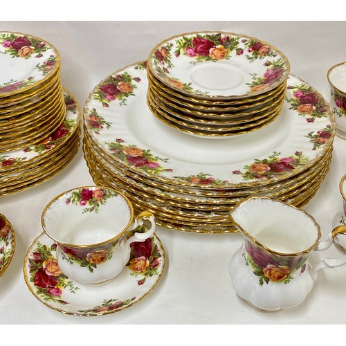 370 - Vintage Royal Albert Fine Bone China 'Country Rose' Ceramic Ware Part Tea Set to Include Teapot, Mil... 