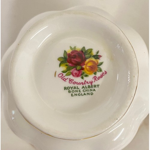 370 - Vintage Royal Albert Fine Bone China 'Country Rose' Ceramic Ware Part Tea Set to Include Teapot, Mil... 