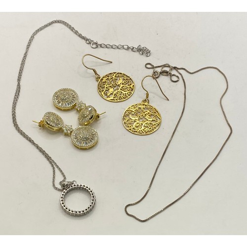 281 - A Quantity of Sterling Silver and Gold Plated Sterling Silver Jewellery to Include Necklaces, Earrin... 