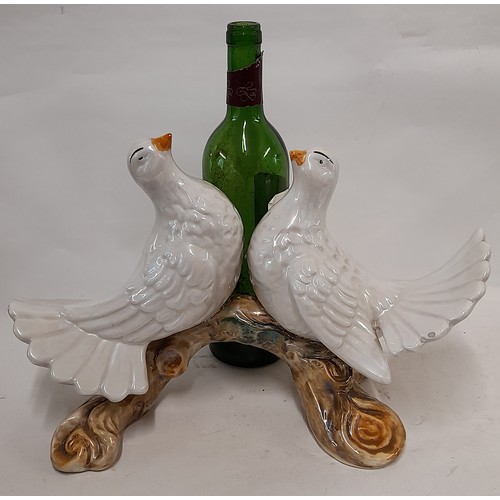 427 - Ceramic Figure of a Pair of Doves with a Lustre finish, 24cm high x 37cm wide