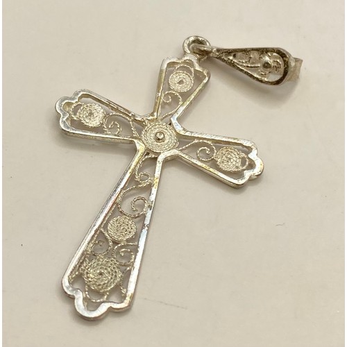 456 - Quantity of Hallmarked Silver and Sterling Silver Items to Include Cross, Heart Pendant Etc. Weight ... 