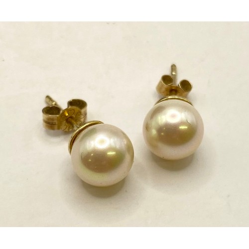 457 - Pair of 9ct Gold Pearl style Earrings in Box. Weight 2.29g